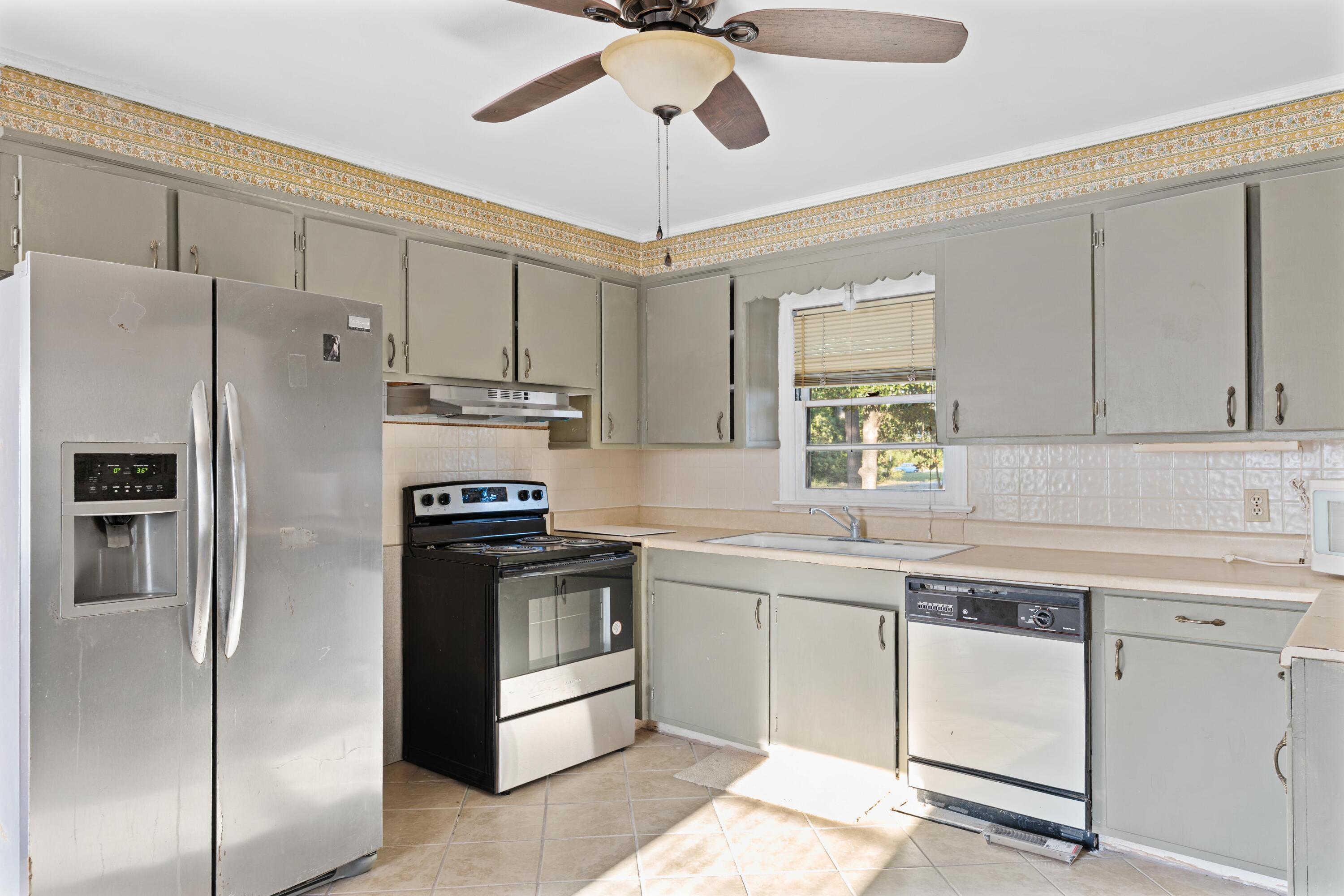 377 Washington Street Ehrhardt, SC 29081 - Photo 11 of 19 DSC03985