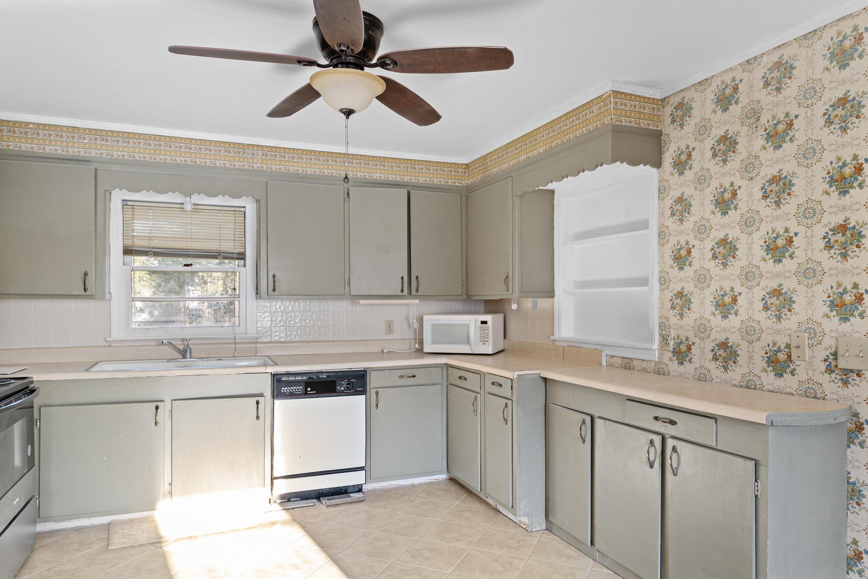 377 Washington Street Ehrhardt, SC 29081 - Photo 12 of 19 DSC03990