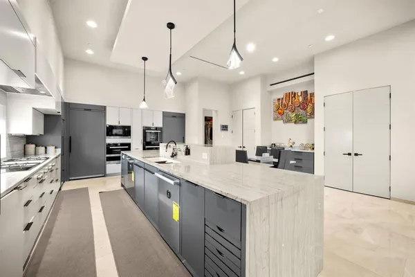 $6,300,000 | 712 Cres Heights Drive, Southlake, TX 76092