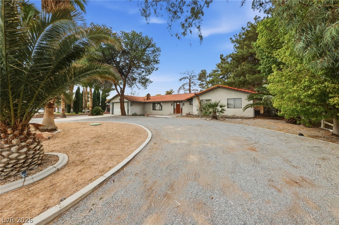 5959 Butler Street Las Vegas, NV 89149 - Photo 4 of 39