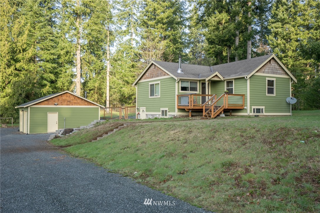 8441 Delta Line Road Custer, WA 98240 - Photo 17 of 24