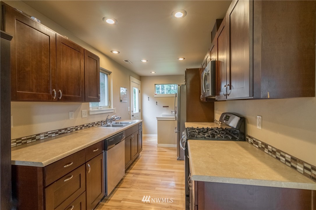 8441 Delta Line Road Custer, WA 98240 - Photo 3 of 24