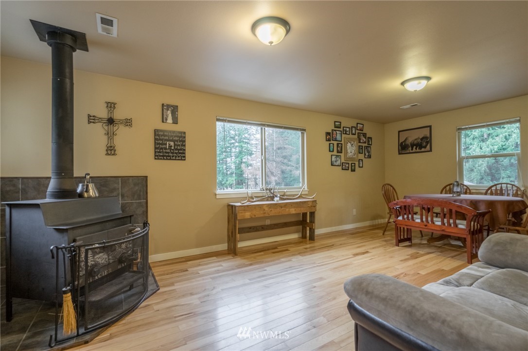 8441 Delta Line Road Custer, WA 98240 - Photo 6 of 24