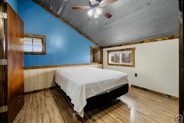 $575,000 | 3139 East 293rd Street, Melvern, KS 66510