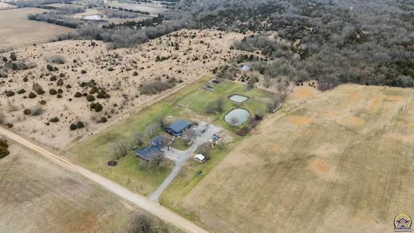 $575,000 | 3139 East 293rd Street, Melvern, KS 66510