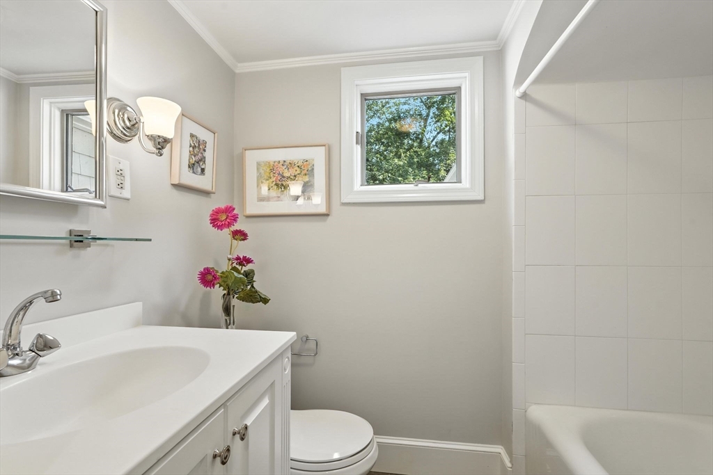 29 Englewood Road Longmeadow, MA 01106 - Photo 34 of 42