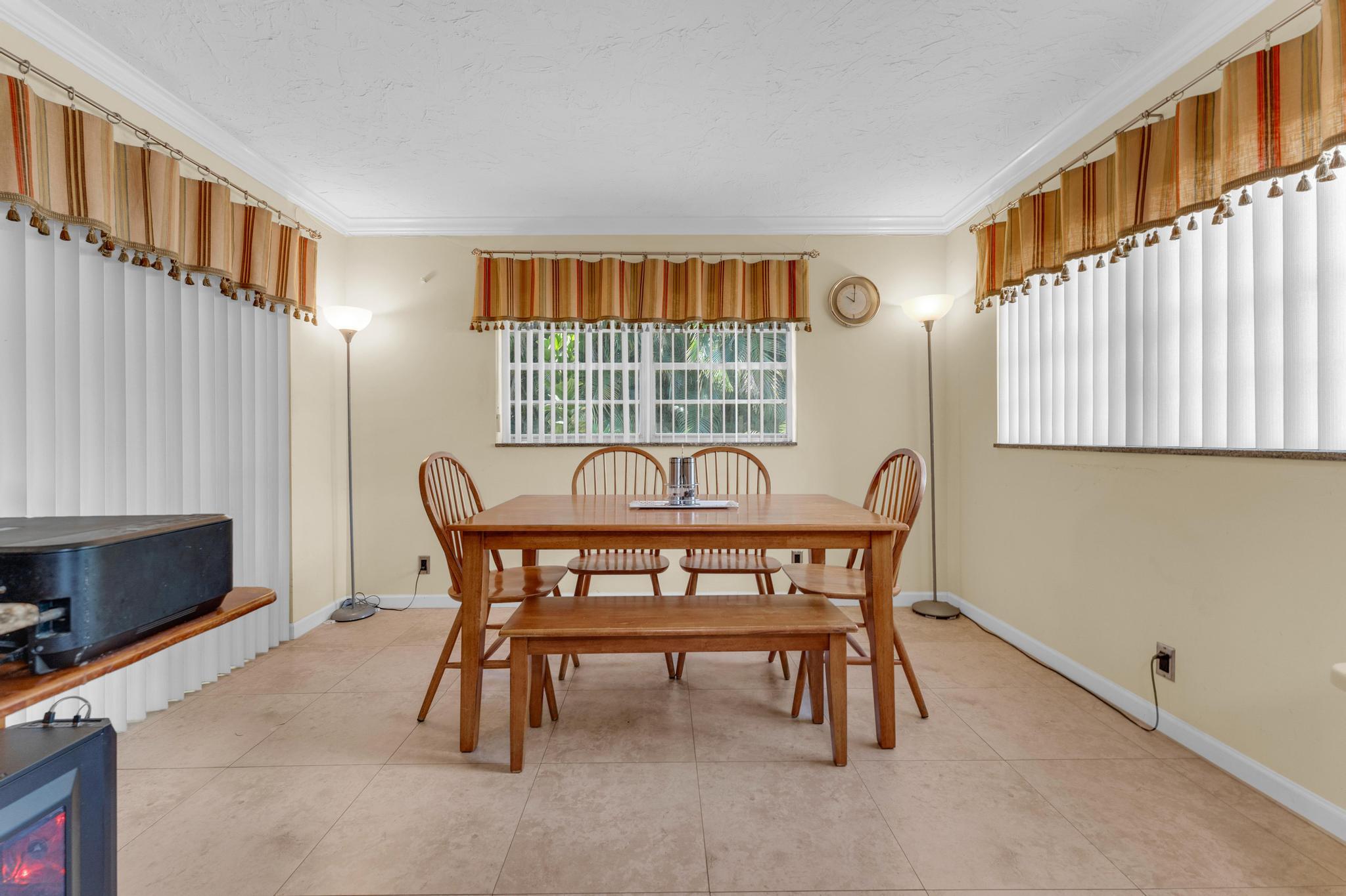 8858 Southwest 8th Street Boca Raton, FL 33433 - Photo 8 of 27 Eat-in Kitchen