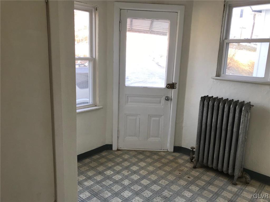 306 1st Street, Unit 1 Slatington, PA 18080 - Photo 6 of 11