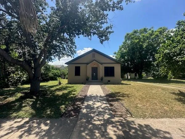 $1,650 | 609 North 15th Street, McAllen, TX 78501