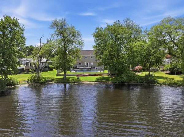 $850,000 | 43 Ransom Road, Framingham, MA 01702