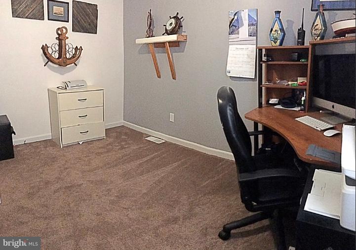 108 Rutgers Road Pennsville, NJ 08070 - Photo 21 of 35 Bedroom 3 used as an office space