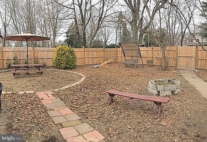 108 Rutgers Road Pennsville, NJ 08070 - Photo 30 of 35 Backyard fun!