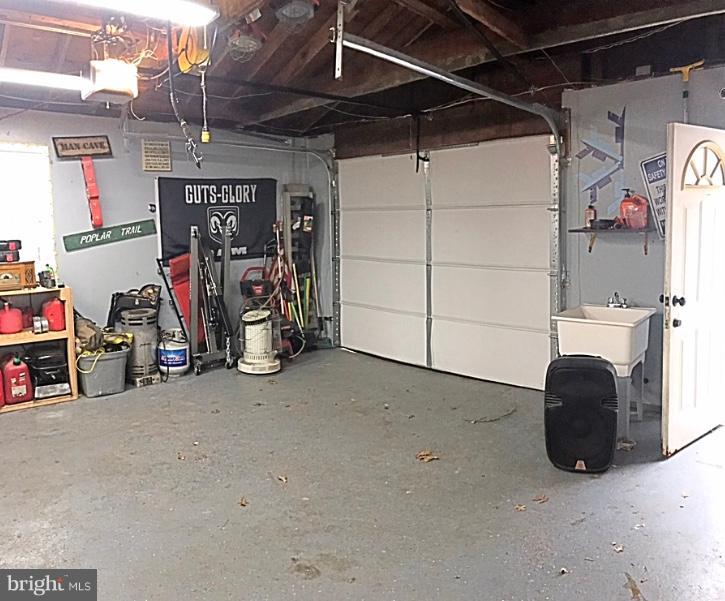 108 Rutgers Road Pennsville, NJ 08070 - Photo 32 of 35 Garage
