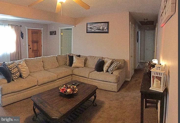 108 Rutgers Road Pennsville, NJ 08070 - Photo 5 of 35 Living Room