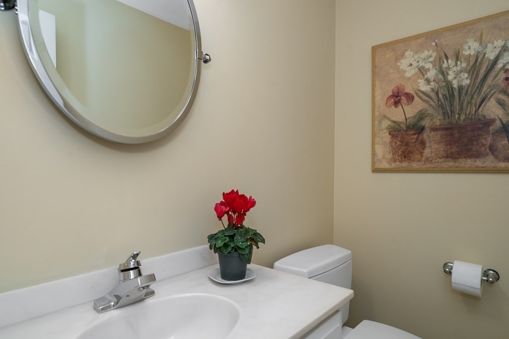 143 East Street, Unit 143 Lexington, MA 02420 - Photo 14 of 42