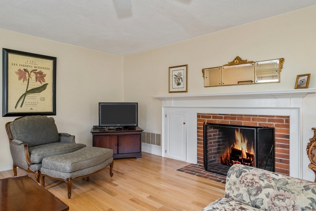 143 East Street, Unit 143 Lexington, MA 02420 - Photo 18 of 42