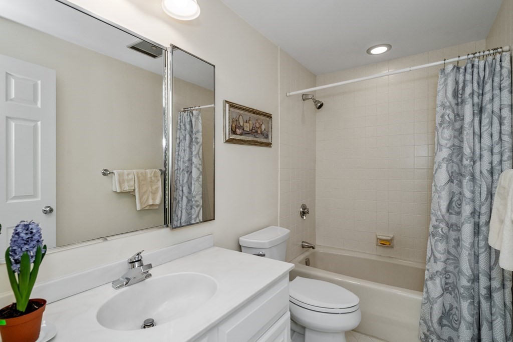 143 East Street, Unit 143 Lexington, MA 02420 - Photo 32 of 42