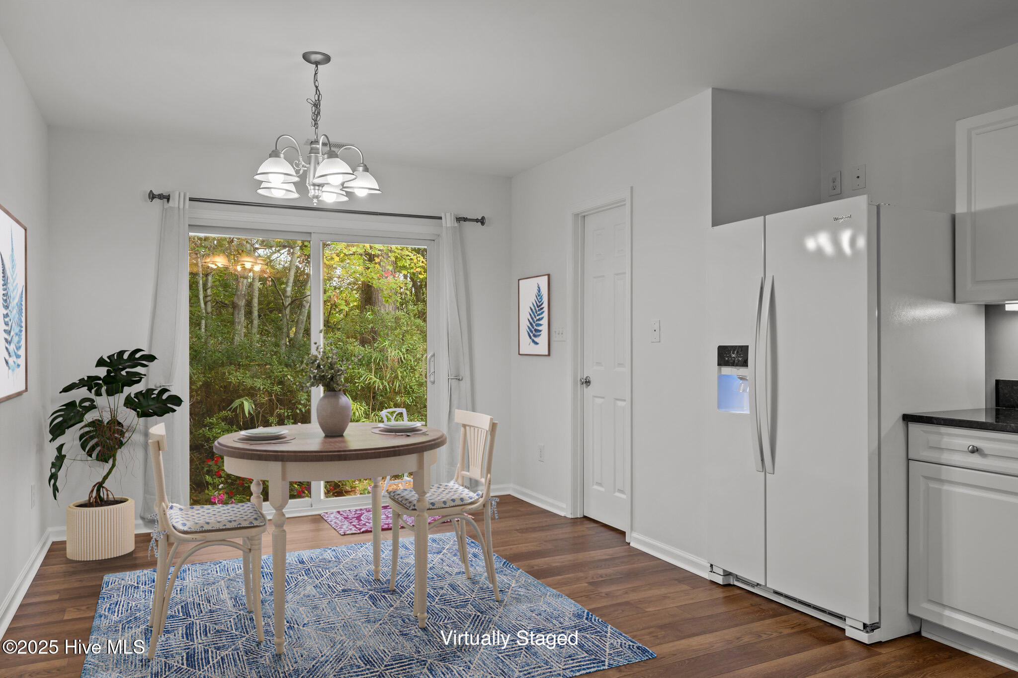 127 Fort Benjamin Road, Unit B Newport, NC 28570 - Photo 10 of 45 Virtually Staged to show Breakfast Nook