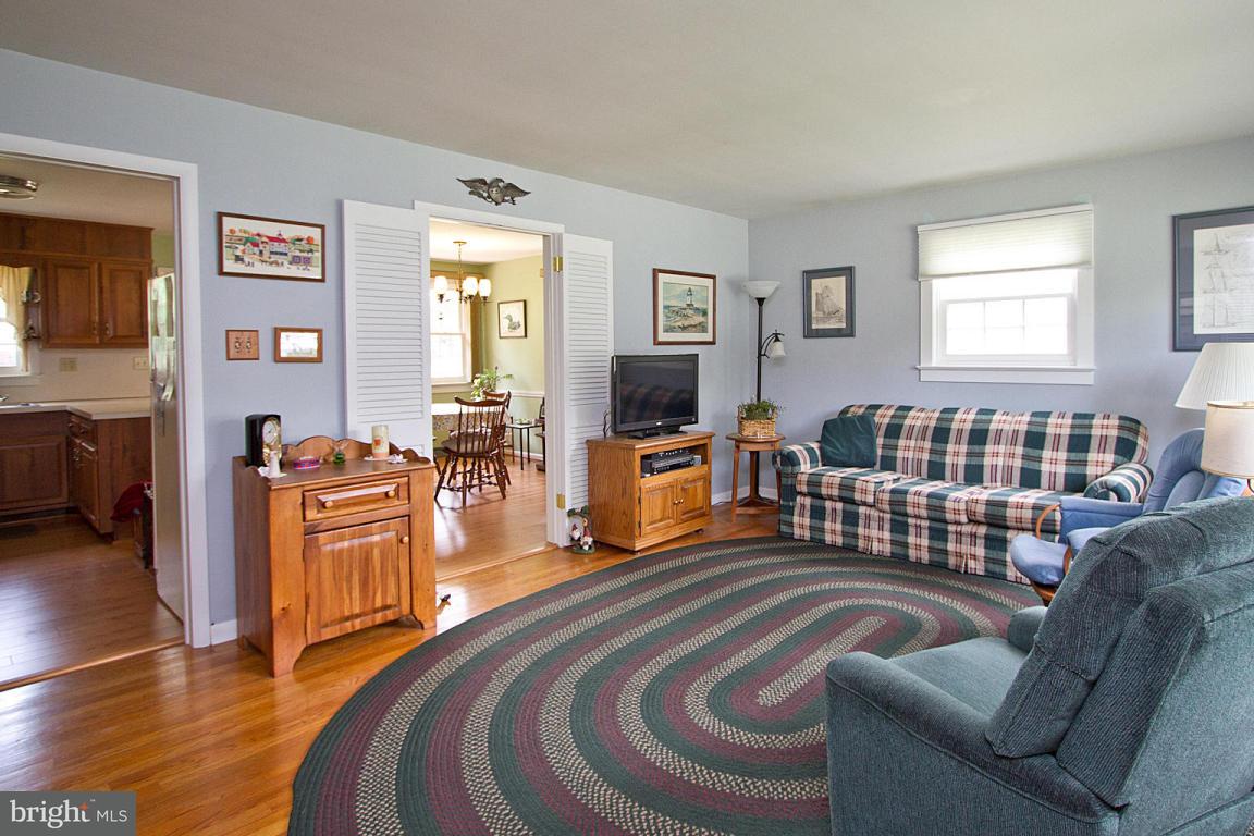 1029 Preston Road Lancaster, PA 17601 - Photo 3 of 44