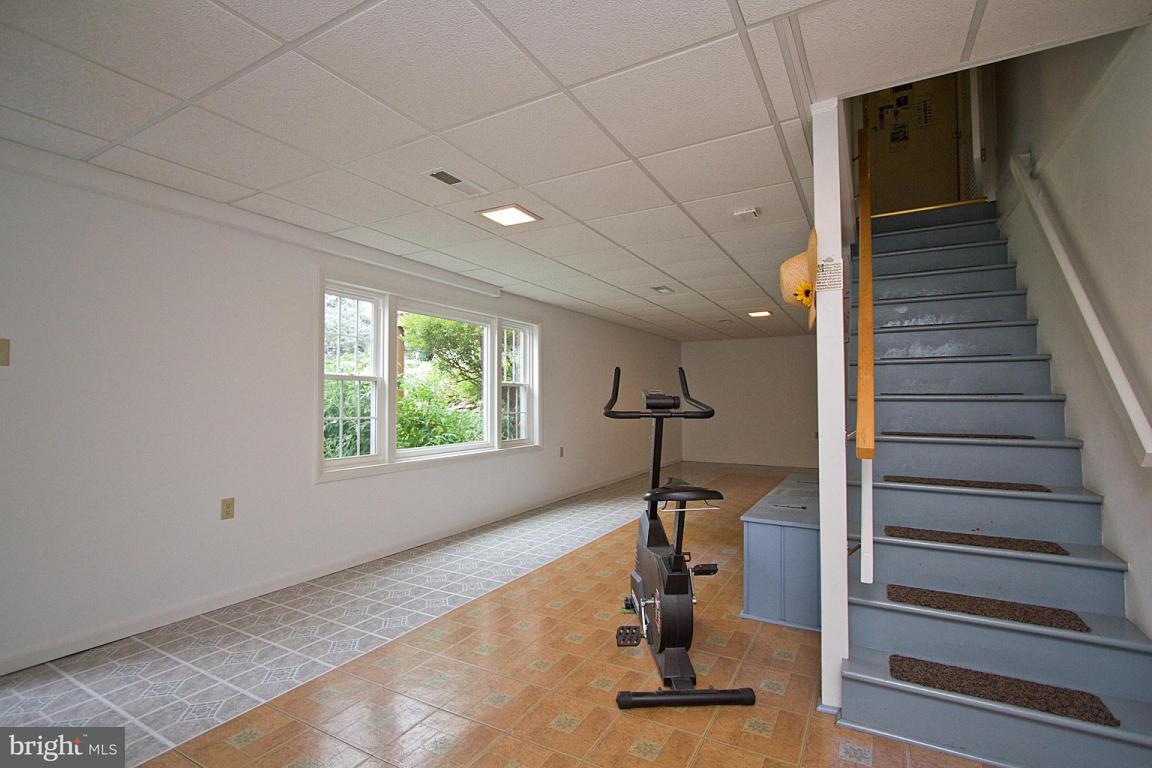 1029 Preston Road Lancaster, PA 17601 - Photo 32 of 44