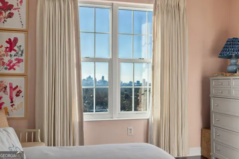 $325,000 | 325 East Paces Ferry Road Northeast, Unit 1206, Atlanta, GA 30305