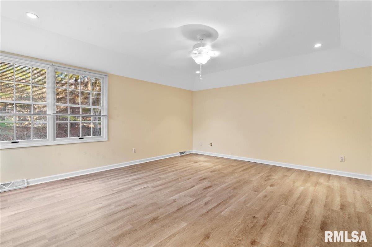 3305 Collingwood Drive Springfield, IL 62711 - Photo 21 of 38