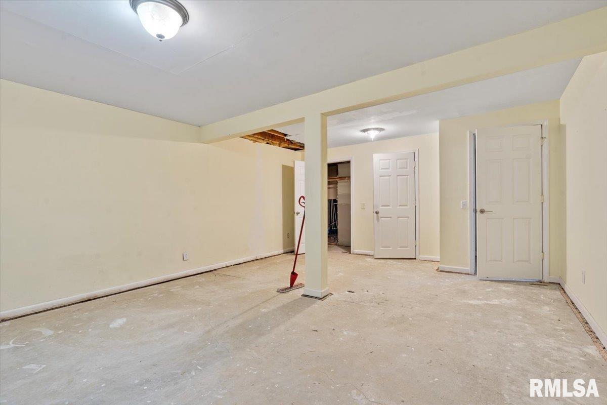 3305 Collingwood Drive Springfield, IL 62711 - Photo 31 of 38