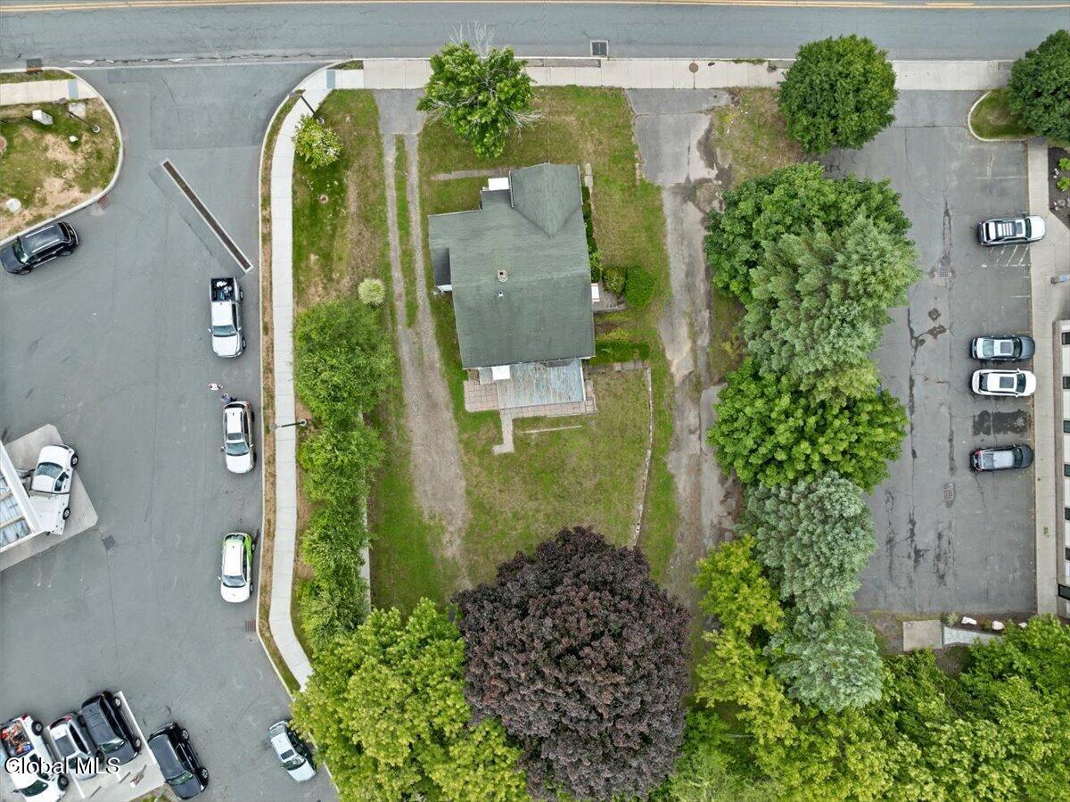 140 Everett Road Colonie, NY 12211 - Photo 22 of 24 33-140 Everett Rd-37