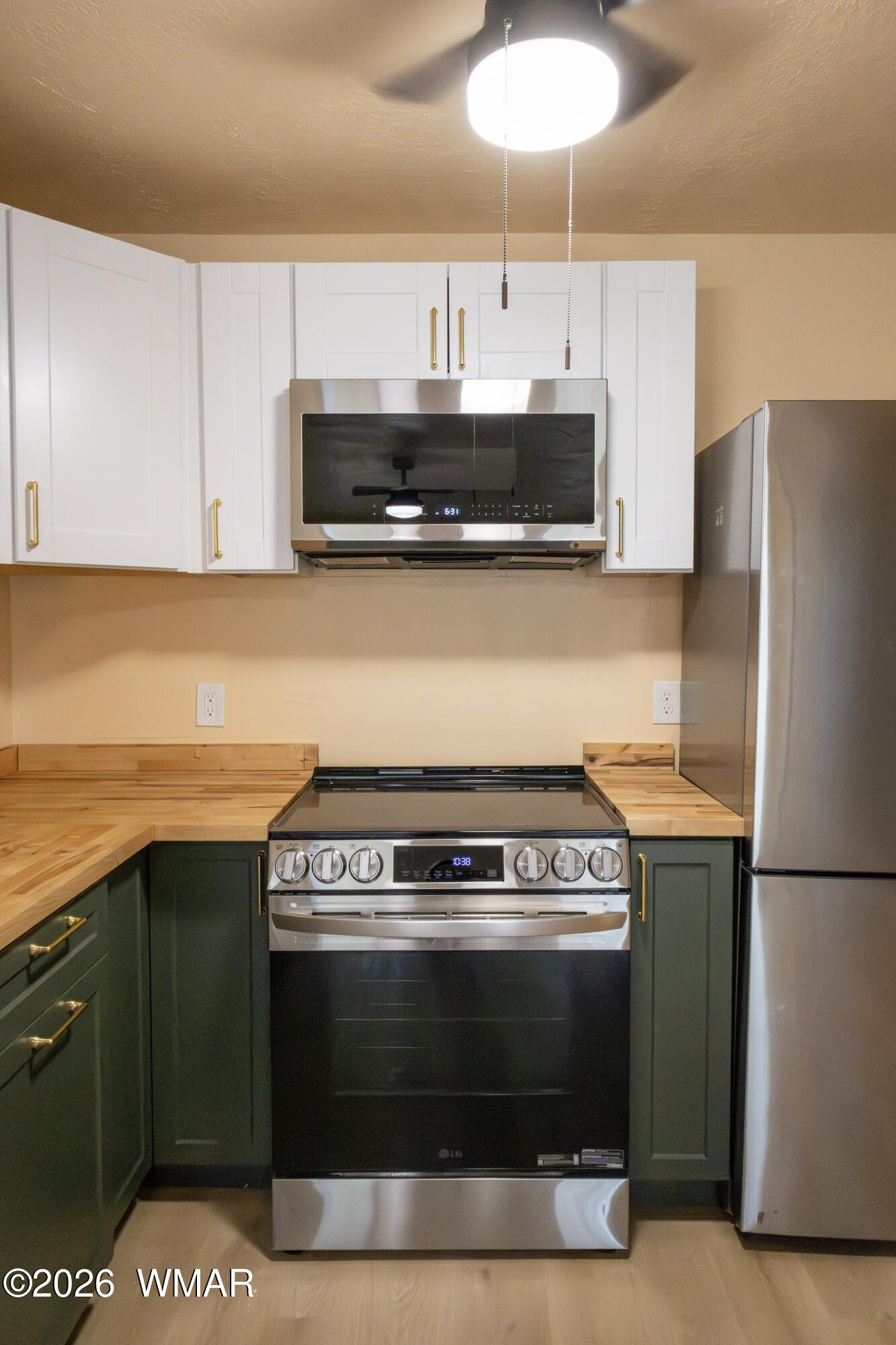 2700 South White Mountain Road Show Low, AZ 85901 - Photo 12 of 27 12-758A3832