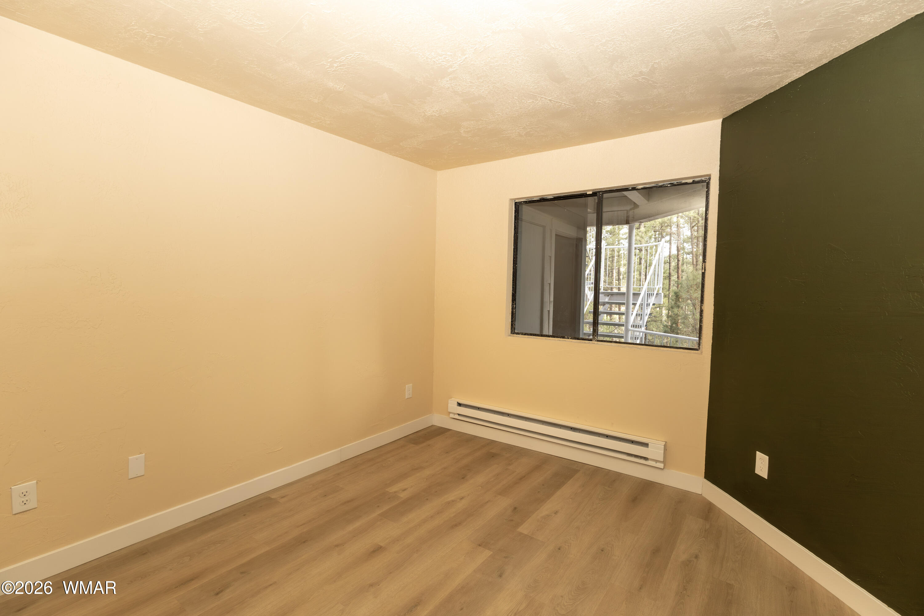 2700 South White Mountain Road Show Low, AZ 85901 - Photo 19 of 27 19-758A3851