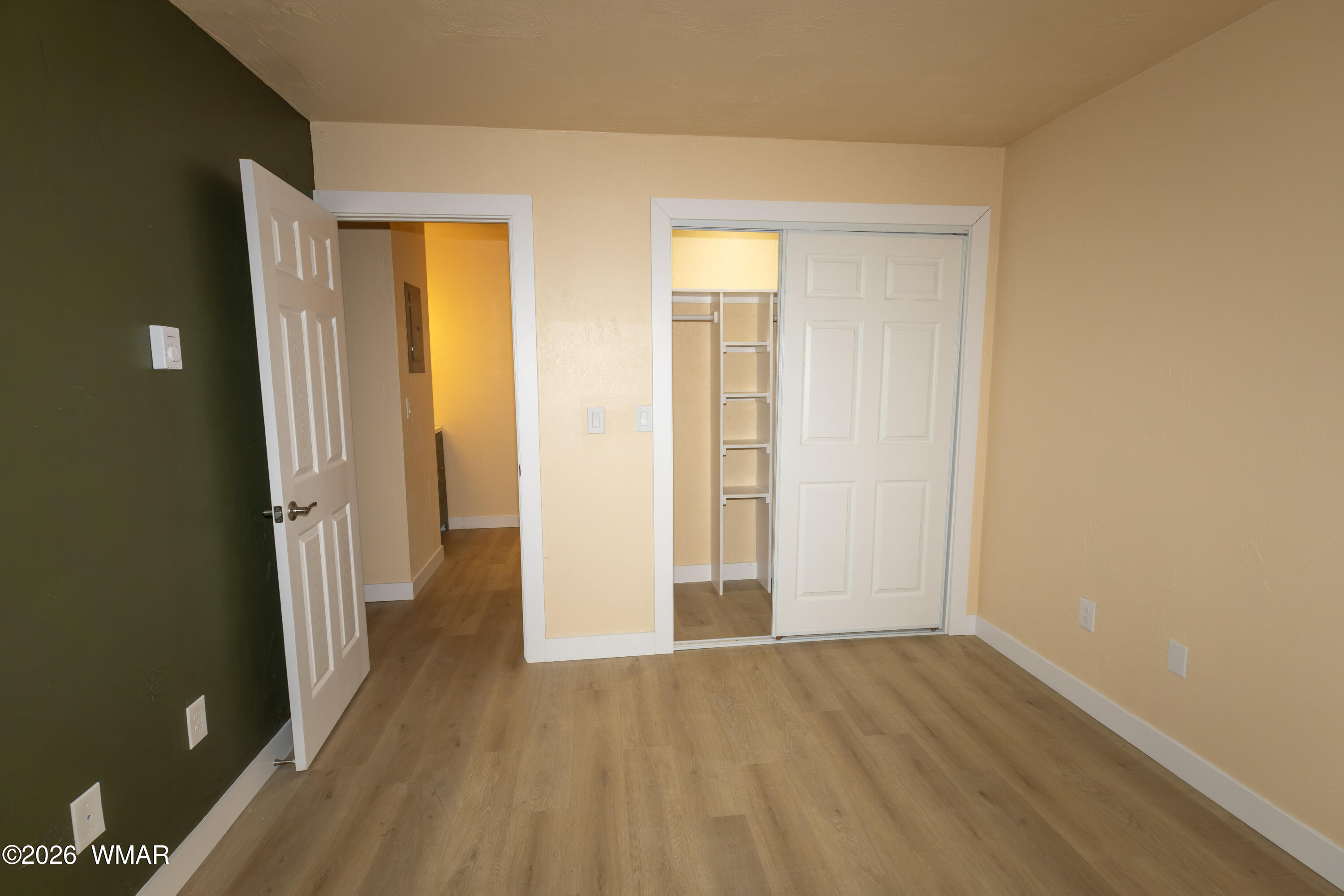 2700 South White Mountain Road Show Low, AZ 85901 - Photo 21 of 27 21-758A3857