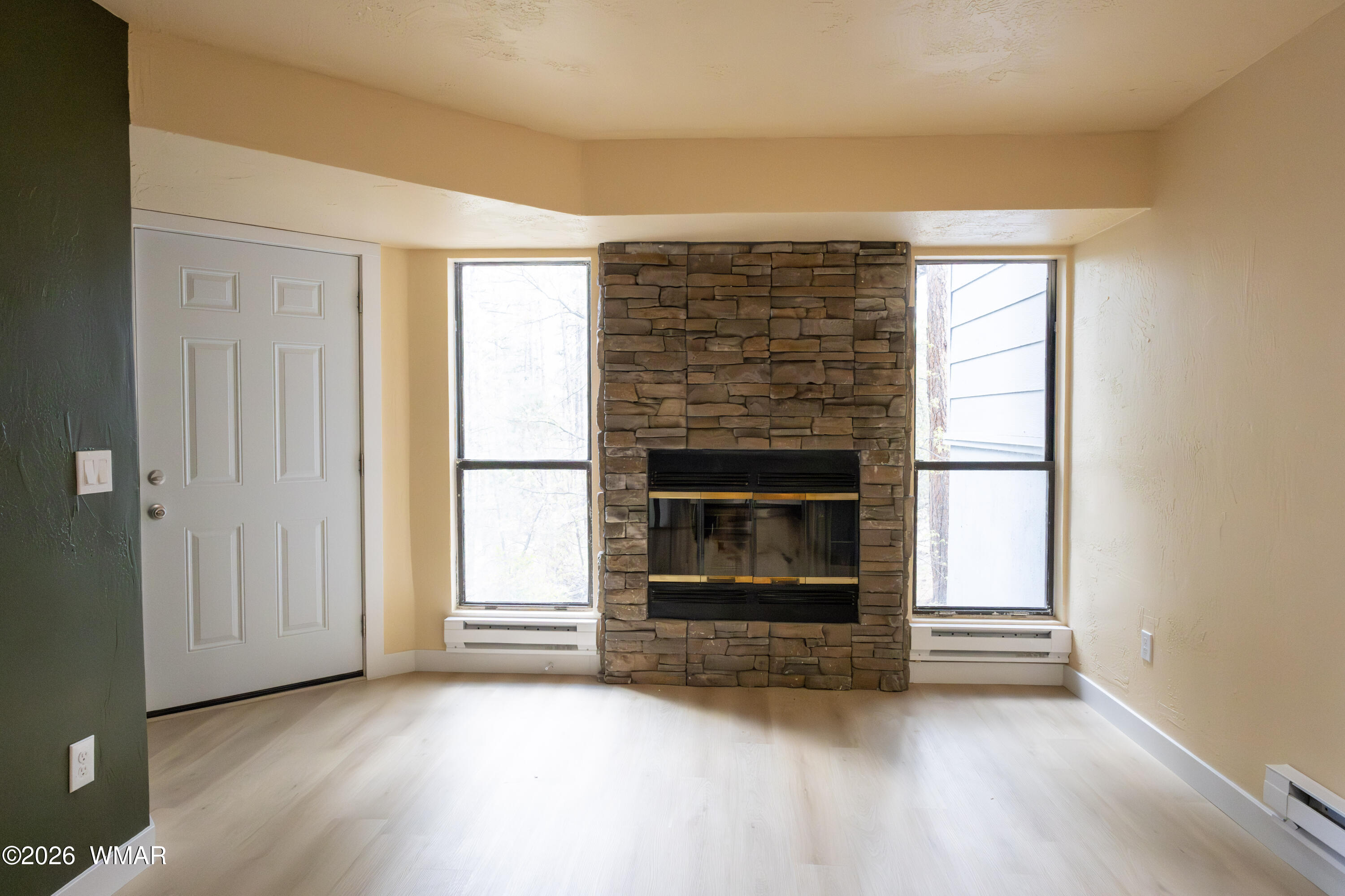 2700 South White Mountain Road Show Low, AZ 85901 - Photo 6 of 27 6-758A3822