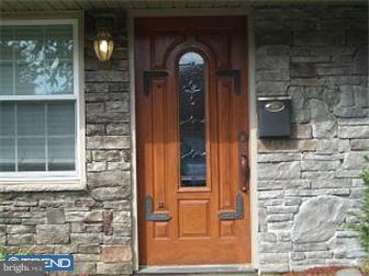 2850 Norcom Road Philadelphia, PA 19154 - Photo 3 of 12 Gallery Image 3