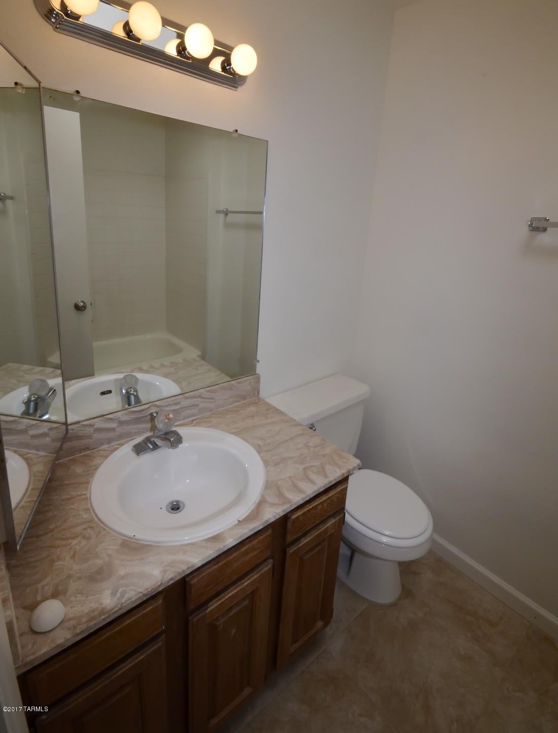 1949 North Swan Road, Unit 17 Tucson, AZ 85712 - Photo 10 of 34
