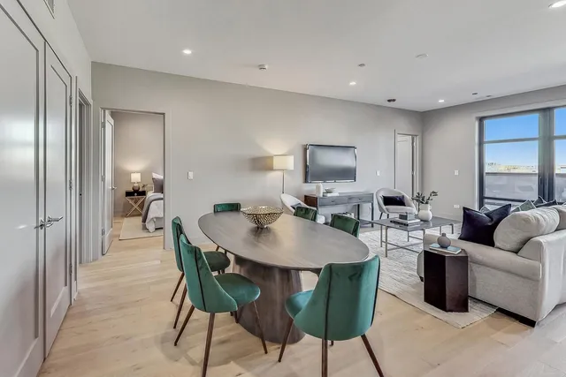 $799,000 | 1317 North Western Avenue, Unit 504, Chicago, IL 60622