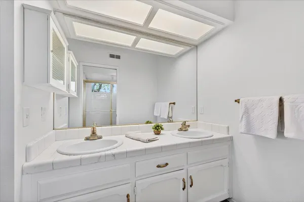 $347,900 | 6260 North Palm Avenue, Unit 110, Fresno, CA 93704