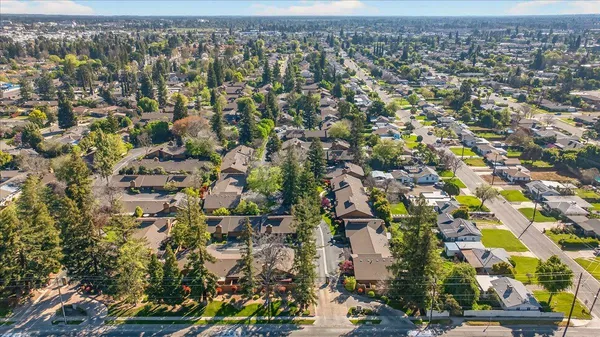 $347,900 | 6260 North Palm Avenue, Unit 110, Fresno, CA 93704