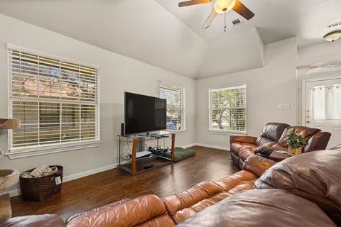 $425,000 | 2910 Whisper Oaks Lane, Georgetown, TX 78628