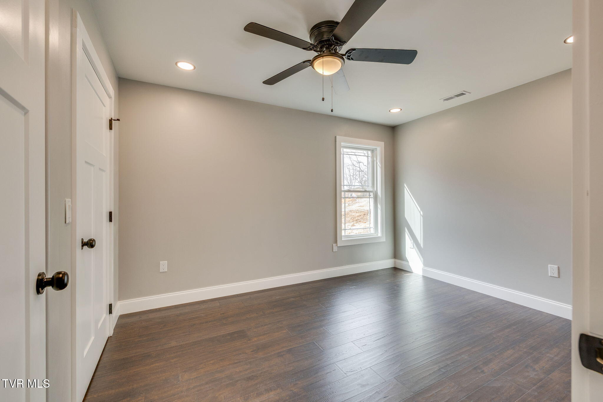 173 Hall Road Jonesborough, TN 37659 - Photo 14 of 30 019