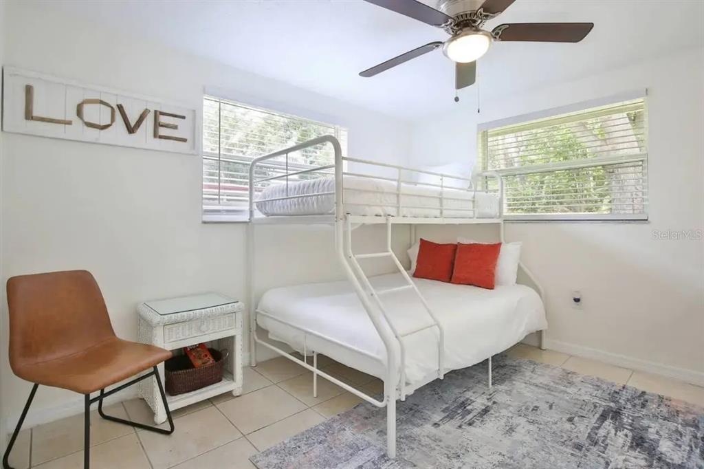 5622 South Lockwood Ridge Road Sarasota, FL 34231 - Photo 13 of 26 Gallery Image 13