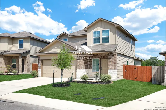 $2,100 | 5214 Scoria Trail, San Antonio, TX 78253
