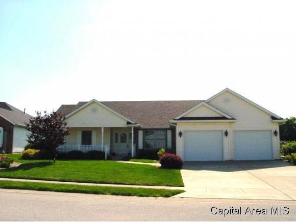 26 Maplehurst Drive Rochester, IL 62563 - Photo 1 of 6