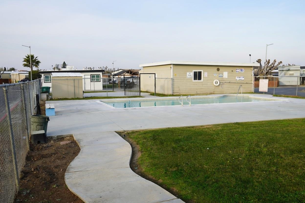 436 North Mercey Springs Road, Unit 69 Los Banos, CA 93635 - Photo 16 of 17