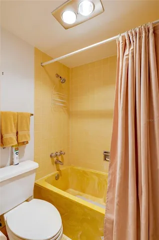 $3,000 | 3051 South Atlantic Avenue, Unit W040, Daytona Beach Shores, FL 32118