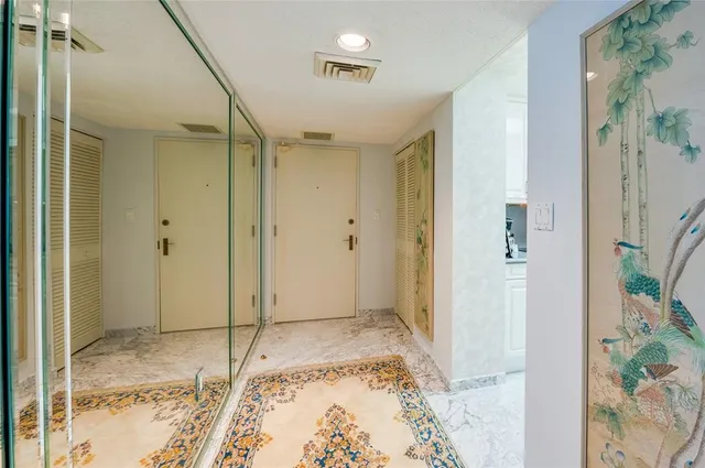 $3,000 | 3051 South Atlantic Avenue, Unit W040, Daytona Beach Shores, FL 32118