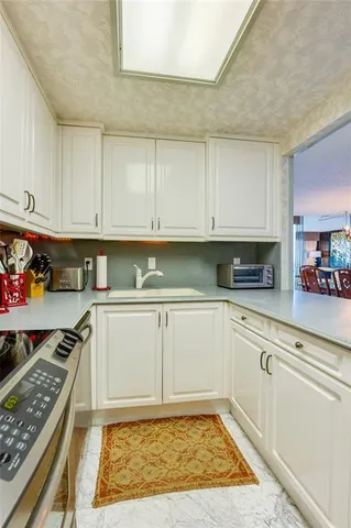 $3,000 | 3051 South Atlantic Avenue, Unit W040, Daytona Beach Shores, FL 32118