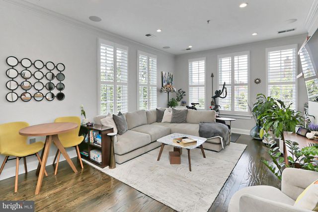 $679,000 | 1023 North Royal Street, Unit 301, Alexandria, VA 22314