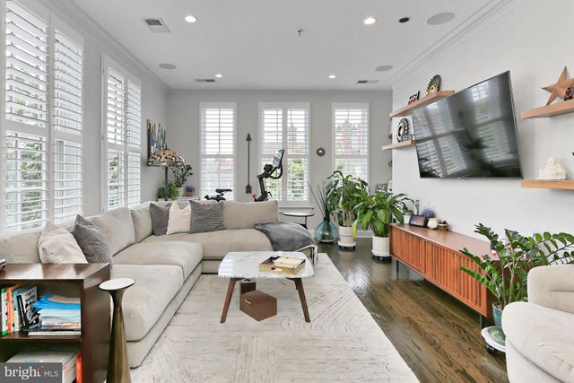 $679,000 | 1023 North Royal Street, Unit 301, Alexandria, VA 22314