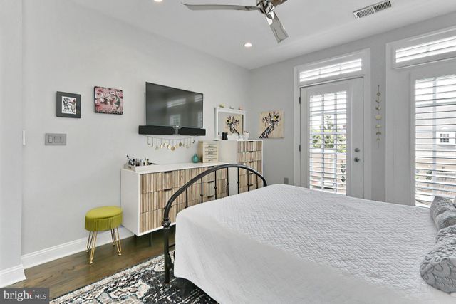 $679,000 | 1023 North Royal Street, Unit 301, Alexandria, VA 22314