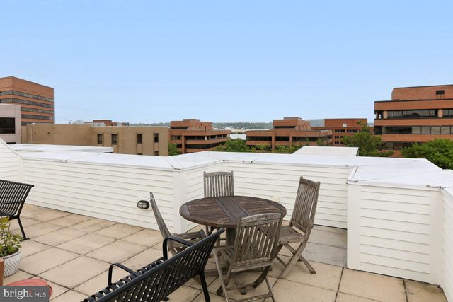 $679,000 | 1023 North Royal Street, Unit 301, Alexandria, VA 22314